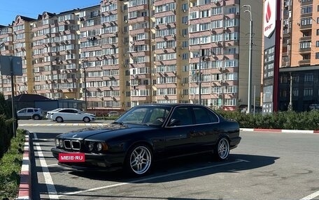 BMW 5 серия, 1995 год, 1 395 000 рублей, 24 фотография