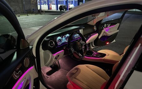 Mercedes-Benz E-Класс, 2022 год, 4 211 751 рублей, 5 фотография