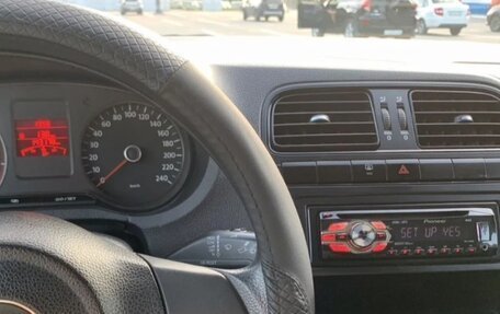 Volkswagen Polo VI (EU Market), 2012 год, 730 000 рублей, 6 фотография