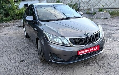 KIA Rio III рестайлинг, 2013 год, 690 000 рублей, 2 фотография