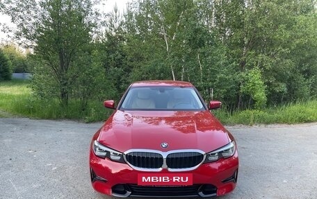 BMW 3 серия, 2019 год, 3 850 000 рублей, 3 фотография