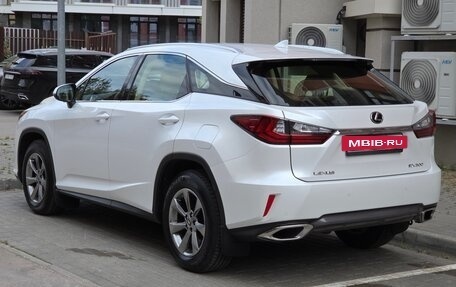 Lexus RX IV рестайлинг, 2019 год, 4 300 000 рублей, 5 фотография