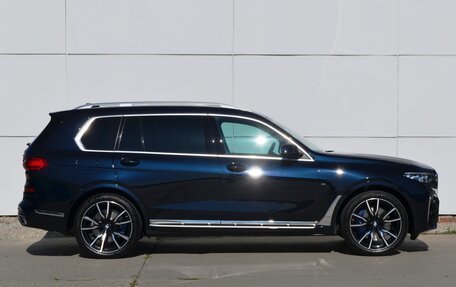 BMW X7, 2021 год, 9 800 000 рублей, 2 фотография