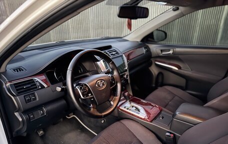Toyota Camry, 2012 год, 1 350 000 рублей, 8 фотография