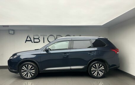Mitsubishi Outlander III рестайлинг 3, 2018 год, 2 124 000 рублей, 5 фотография