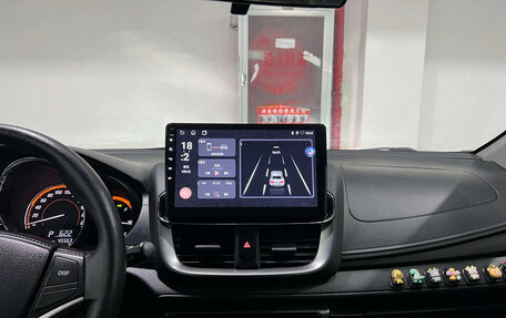 Toyota Yaris XP150 рестайлинг, 2022 год, 1 087 007 рублей, 10 фотография