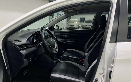 Toyota Yaris XP150 рестайлинг, 2022 год, 1 087 007 рублей, 13 фотография