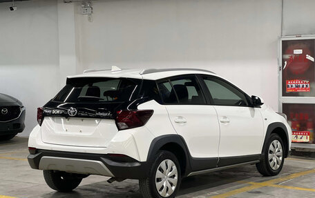 Toyota Yaris XP150 рестайлинг, 2022 год, 1 087 007 рублей, 6 фотография