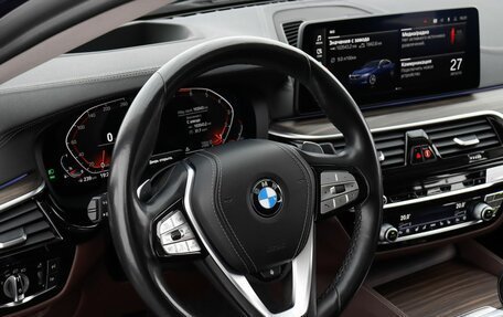 BMW 5 серия, 2020 год, 4 490 000 рублей, 11 фотография