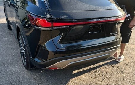 Lexus RX IV рестайлинг, 2023 год, 8 400 000 рублей, 6 фотография