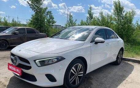 Mercedes-Benz A-Класс, 2020 год, 2 900 000 рублей, 5 фотография