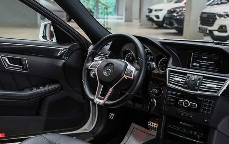 Mercedes-Benz E-Класс, 2013 год, 1 550 000 рублей, 11 фотография