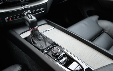 Volvo XC60 II, 2020 год, 3 390 000 рублей, 23 фотография