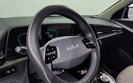 KIA Niro, 2022 год, 1 600 000 рублей, 5 фотография