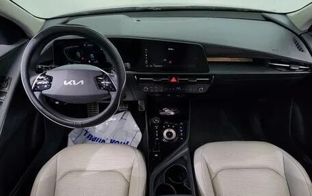 KIA Niro, 2022 год, 1 600 000 рублей, 3 фотография