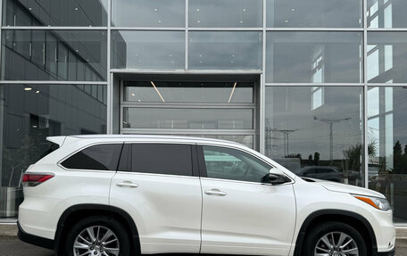 Toyota Highlander III, 2014 год, 2 700 000 рублей, 6 фотография