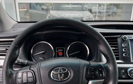 Toyota Highlander III, 2014 год, 2 700 000 рублей, 11 фотография
