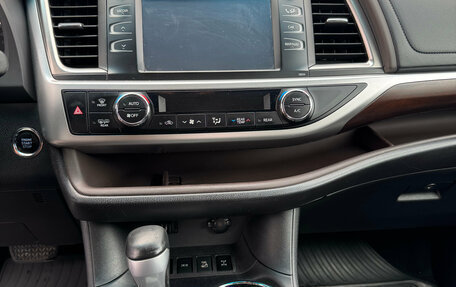 Toyota Highlander III, 2014 год, 2 700 000 рублей, 12 фотография