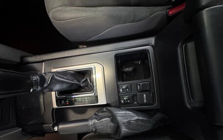 Toyota Land Cruiser Prado 150 рестайлинг 2, 2012 год, 3 000 000 рублей, 7 фотография