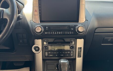 Toyota Land Cruiser Prado 150 рестайлинг 2, 2012 год, 3 000 000 рублей, 3 фотография