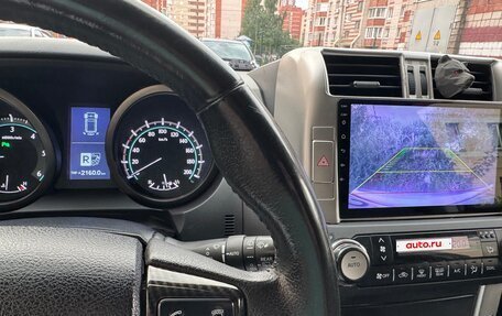 Toyota Land Cruiser Prado 150 рестайлинг 2, 2012 год, 3 000 000 рублей, 6 фотография