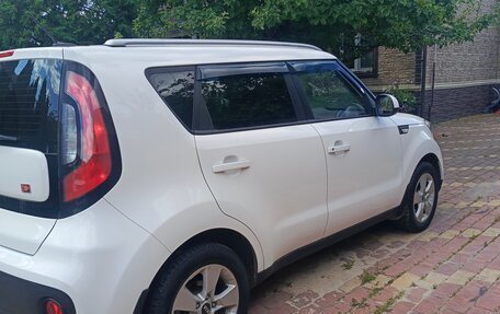 KIA Soul II рестайлинг, 2018 год, 1 199 000 рублей, 7 фотография