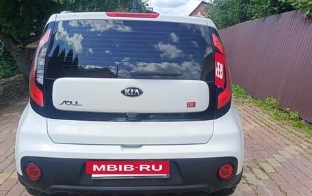 KIA Soul II рестайлинг, 2018 год, 1 199 000 рублей, 3 фотография