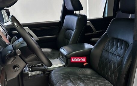 Toyota Land Cruiser 200, 2018 год, 6 950 000 рублей, 13 фотография