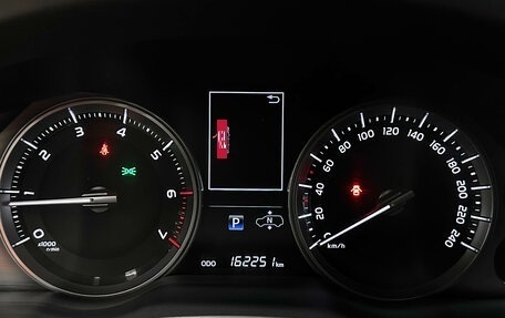 Toyota Land Cruiser 200, 2018 год, 6 950 000 рублей, 24 фотография