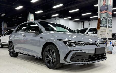 Volkswagen Golf VIII, 2023 год, 1 650 000 рублей, 3 фотография