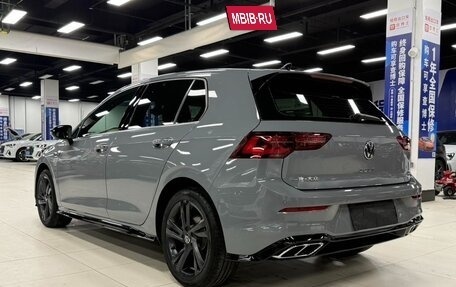 Volkswagen Golf VIII, 2023 год, 1 650 000 рублей, 6 фотография