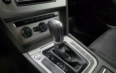Volkswagen Passat B8 рестайлинг, 2015 год, 1 630 000 рублей, 13 фотография