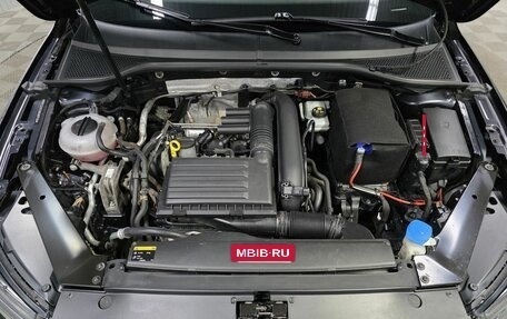 Volkswagen Passat B8 рестайлинг, 2015 год, 1 630 000 рублей, 17 фотография