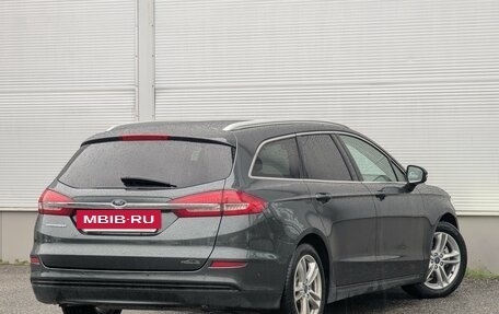Ford Mondeo V, 2018 год, 1 560 000 рублей, 2 фотография