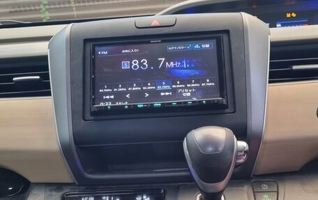 Honda Freed II, 2018 год, 1 650 000 рублей, 8 фотография