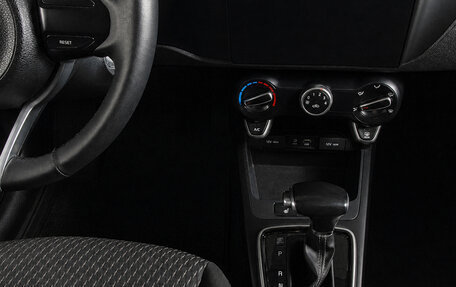 KIA Rio IV, 2019 год, 1 419 000 рублей, 10 фотография