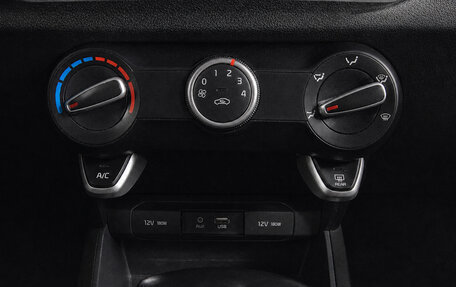 KIA Rio IV, 2019 год, 1 419 000 рублей, 13 фотография