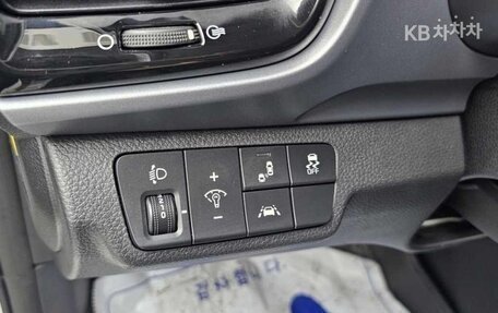 KIA Stonic, 2021 год, 1 190 005 рублей, 17 фотография