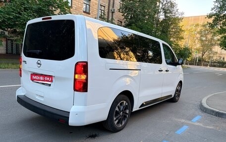 Opel Zafira Life I, 2020 год, 3 800 000 рублей, 3 фотография