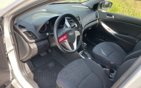 Hyundai Solaris II рестайлинг, 2015 год, 890 000 рублей, 15 фотография