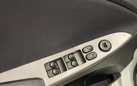 Hyundai Solaris II рестайлинг, 2014 год, 970 000 рублей, 8 фотография