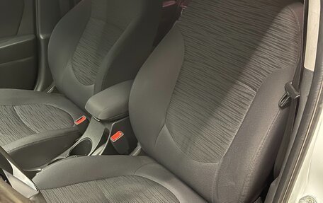 Hyundai Solaris II рестайлинг, 2014 год, 970 000 рублей, 9 фотография