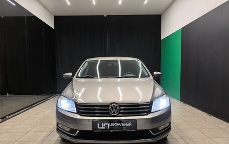 Volkswagen Passat B7, 2012 год, 980 000 рублей, 2 фотография