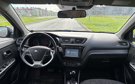 KIA Rio III рестайлинг, 2017 год, 750 000 рублей, 2 фотография