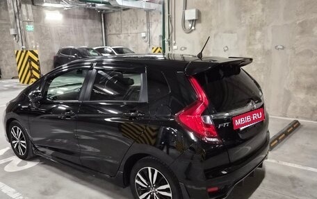 Honda Fit III, 2018 год, 1 320 000 рублей, 4 фотография