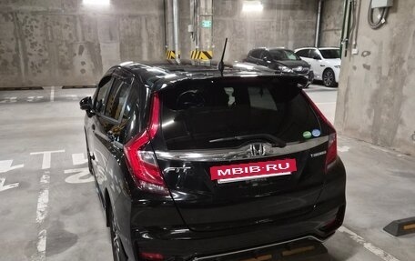 Honda Fit III, 2018 год, 1 320 000 рублей, 5 фотография