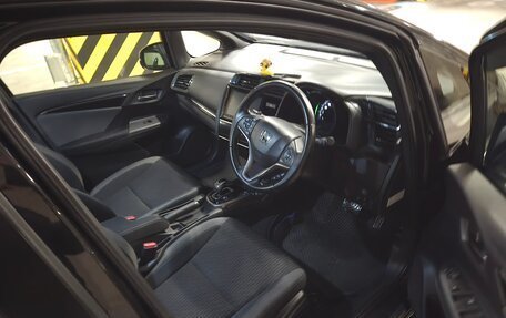 Honda Fit III, 2018 год, 1 320 000 рублей, 9 фотография