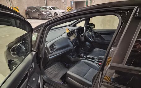 Honda Fit III, 2018 год, 1 320 000 рублей, 14 фотография