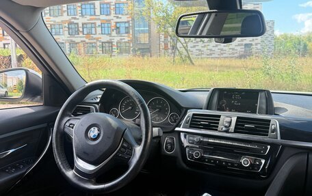 BMW 3 серия, 2017 год, 1 650 000 рублей, 5 фотография