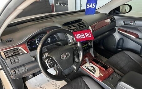 Toyota Camry, 2013 год, 2 099 900 рублей, 11 фотография